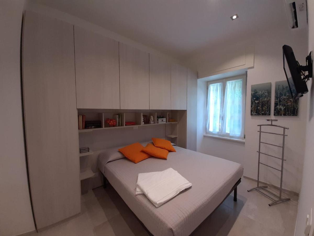 Appartamento GIOIOSA 2 con giardino e vista Lago Maggiore Belgirate Esterno foto