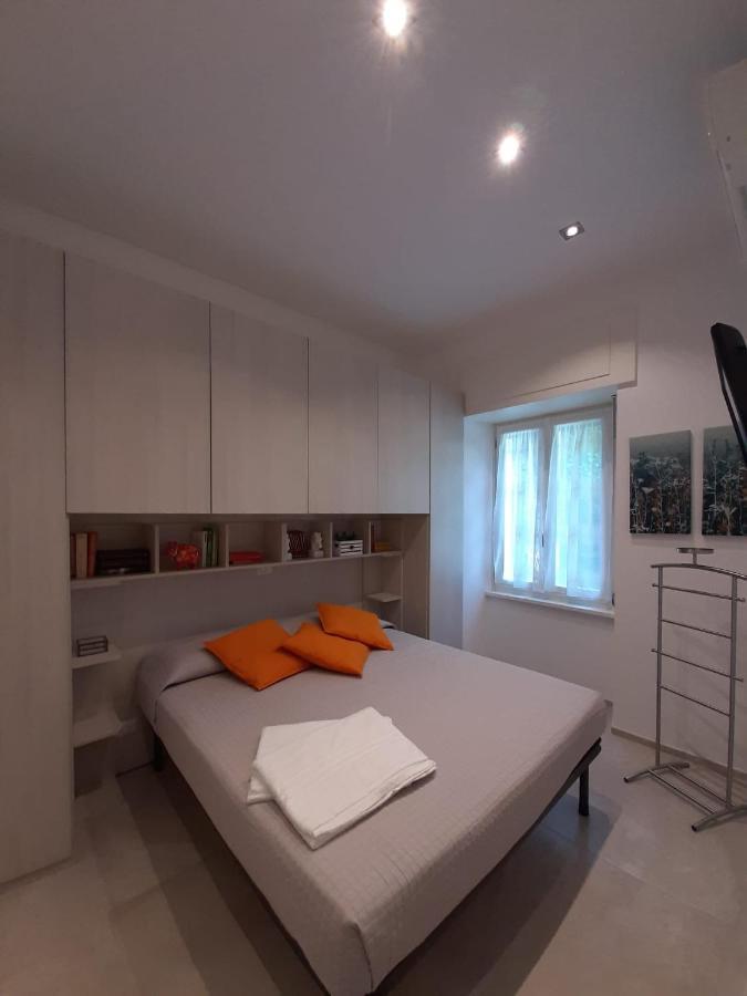 Appartamento GIOIOSA 2 con giardino e vista Lago Maggiore Belgirate Esterno foto
